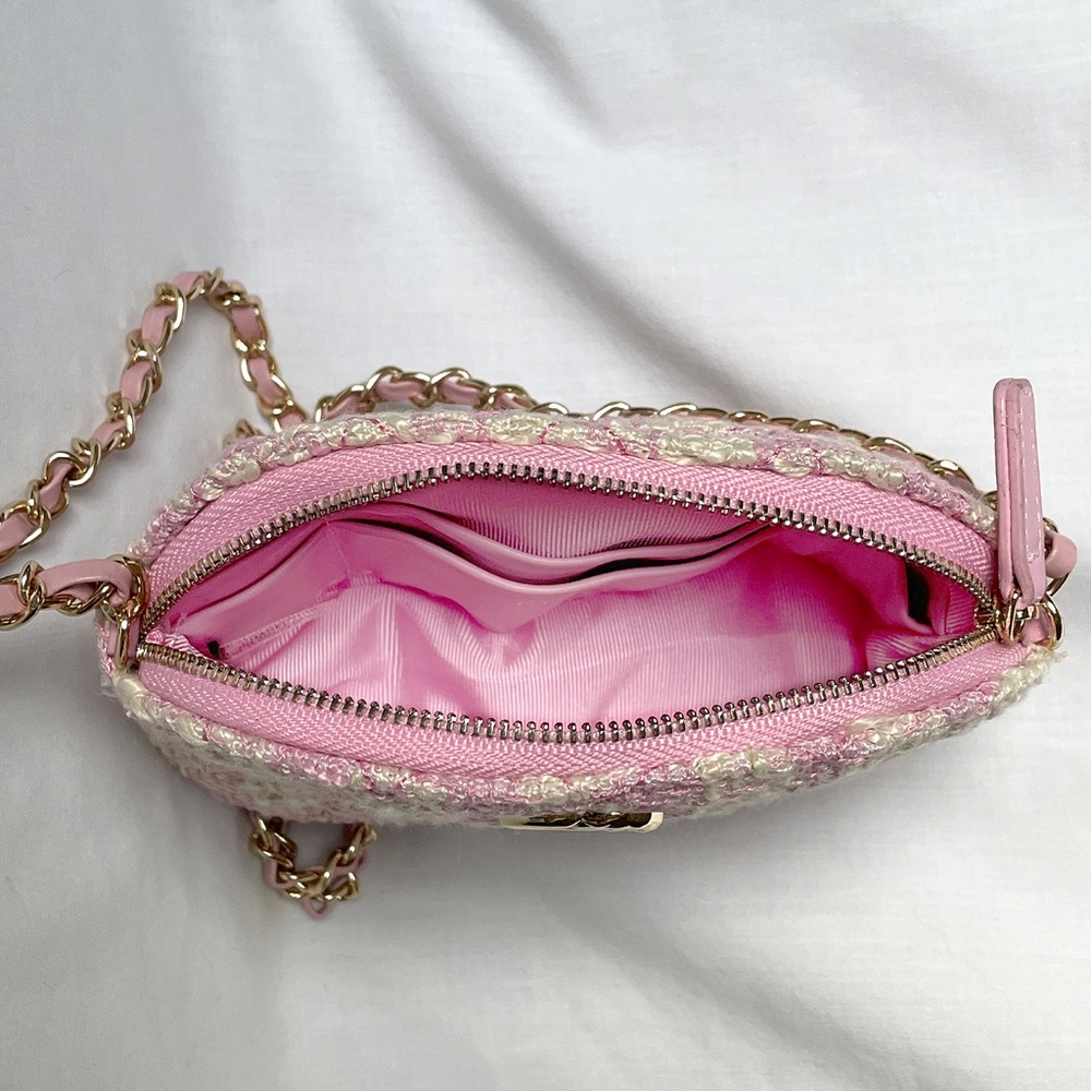 NEW CC Pink Tweed Crossbody Bag - Picture 8 of 11